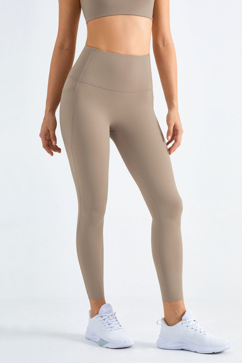High-Rise Gym Leggings with Pockets