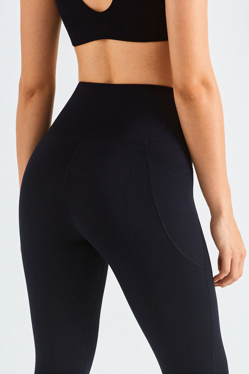 High-Rise Gym Leggings with Pockets