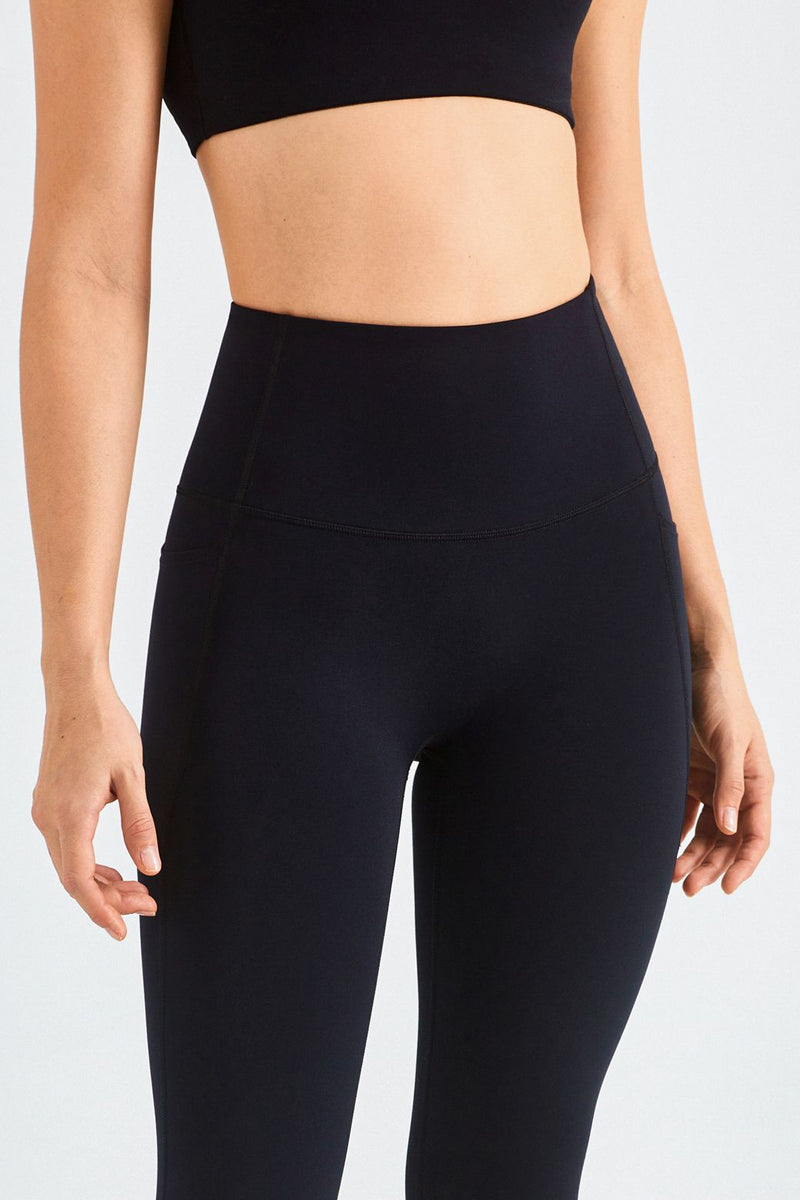 High-Rise Gym Leggings with Pockets