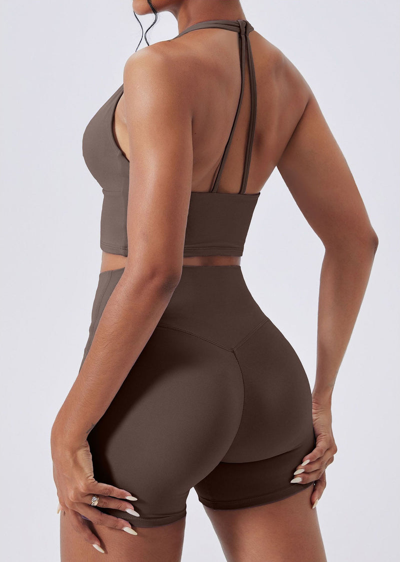 Twisted Cutout Athletic Crop Top with Breathable Design