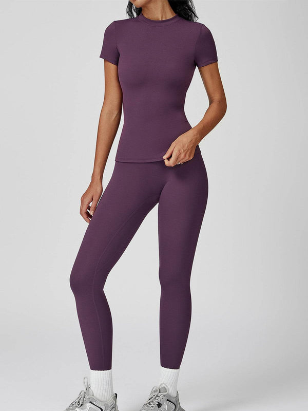 Sports Wear with Short Sleeve T-Shirt and Leggings