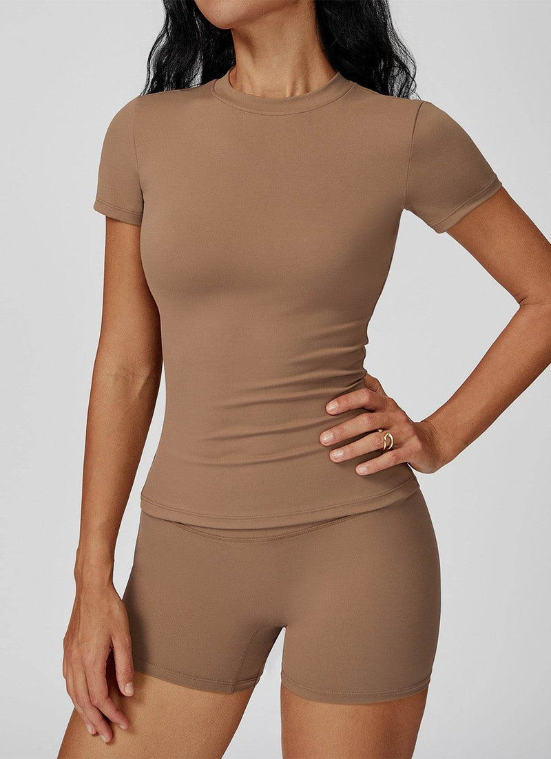 Sports Wear with Short Sleeve T-Shirt and Shorts